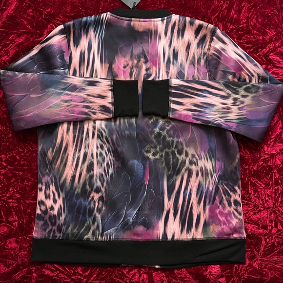 Bebe Tropical Print Stretch Bomber Jacket - Picture 9 of 16
